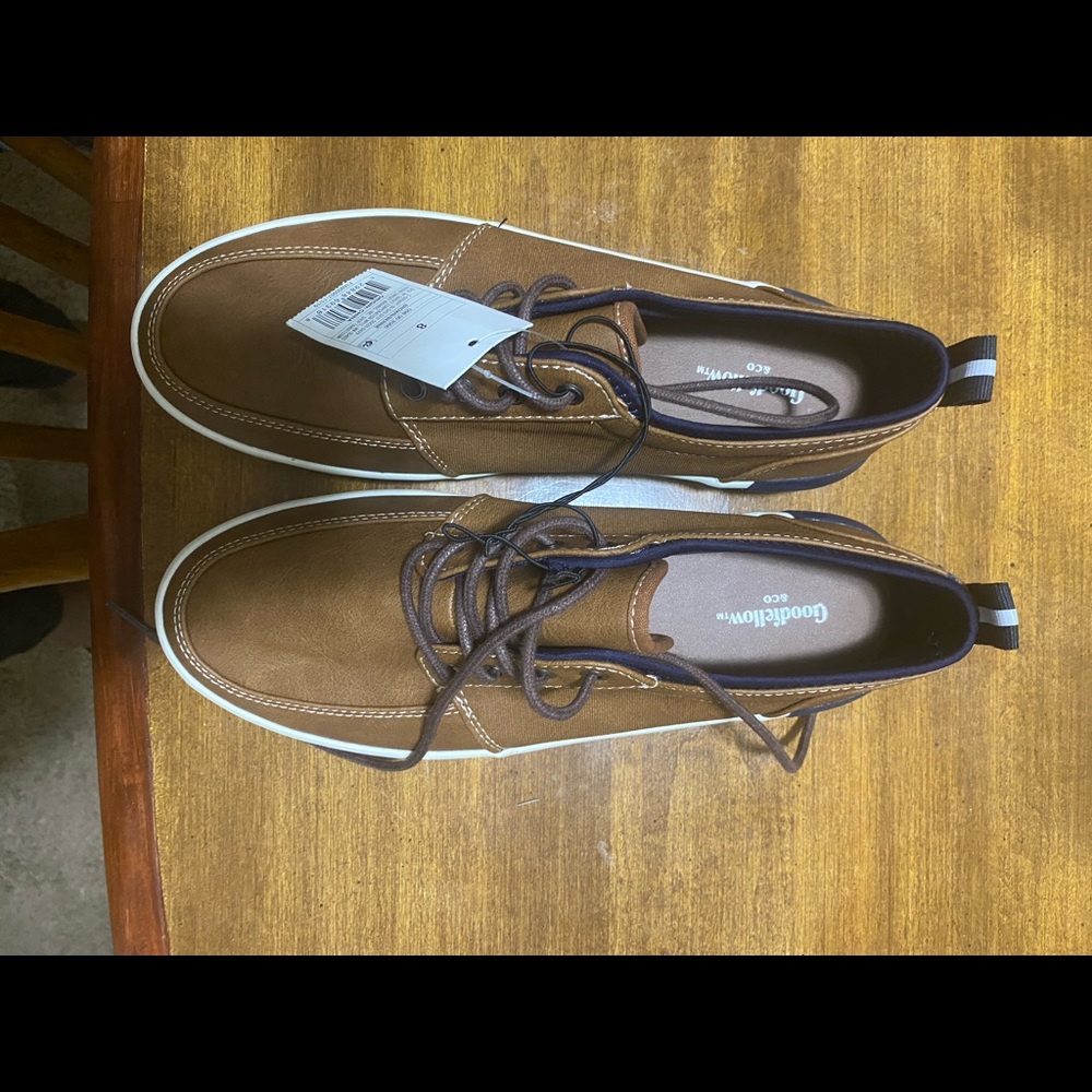 Men’s casual shoes